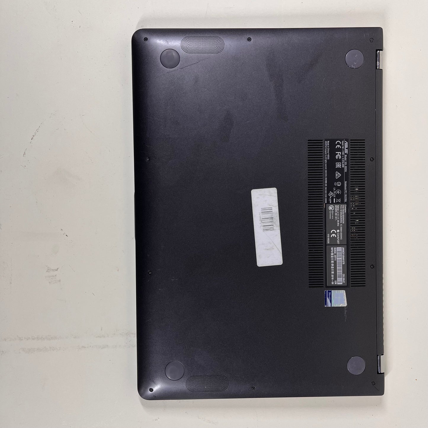 ASUS Q525U Q525UA-BI7T11 17" i7-8550U 3.7GHz 16GB RAM 2TB HDD