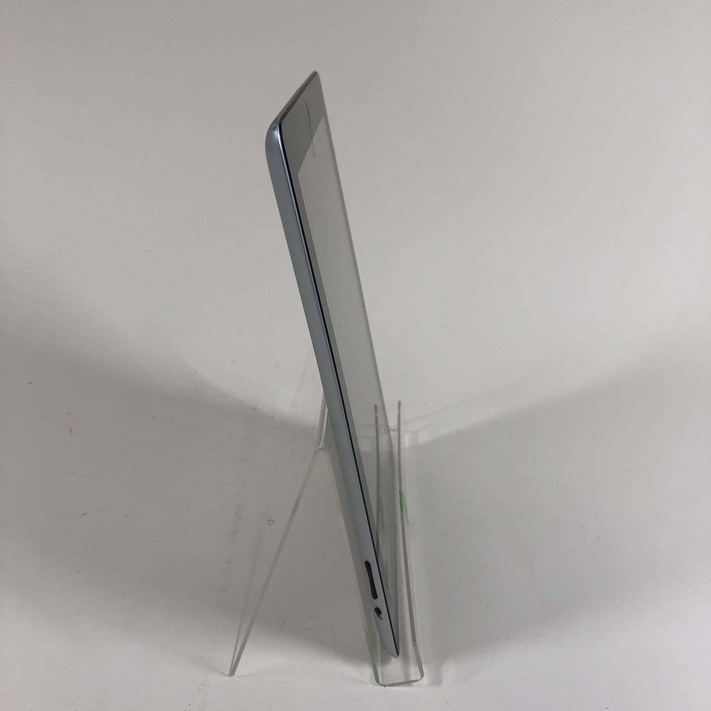 WiFi Only Apple iPad 2nd Gen 16GB 9.3.5 Space Gray MC769LL/A