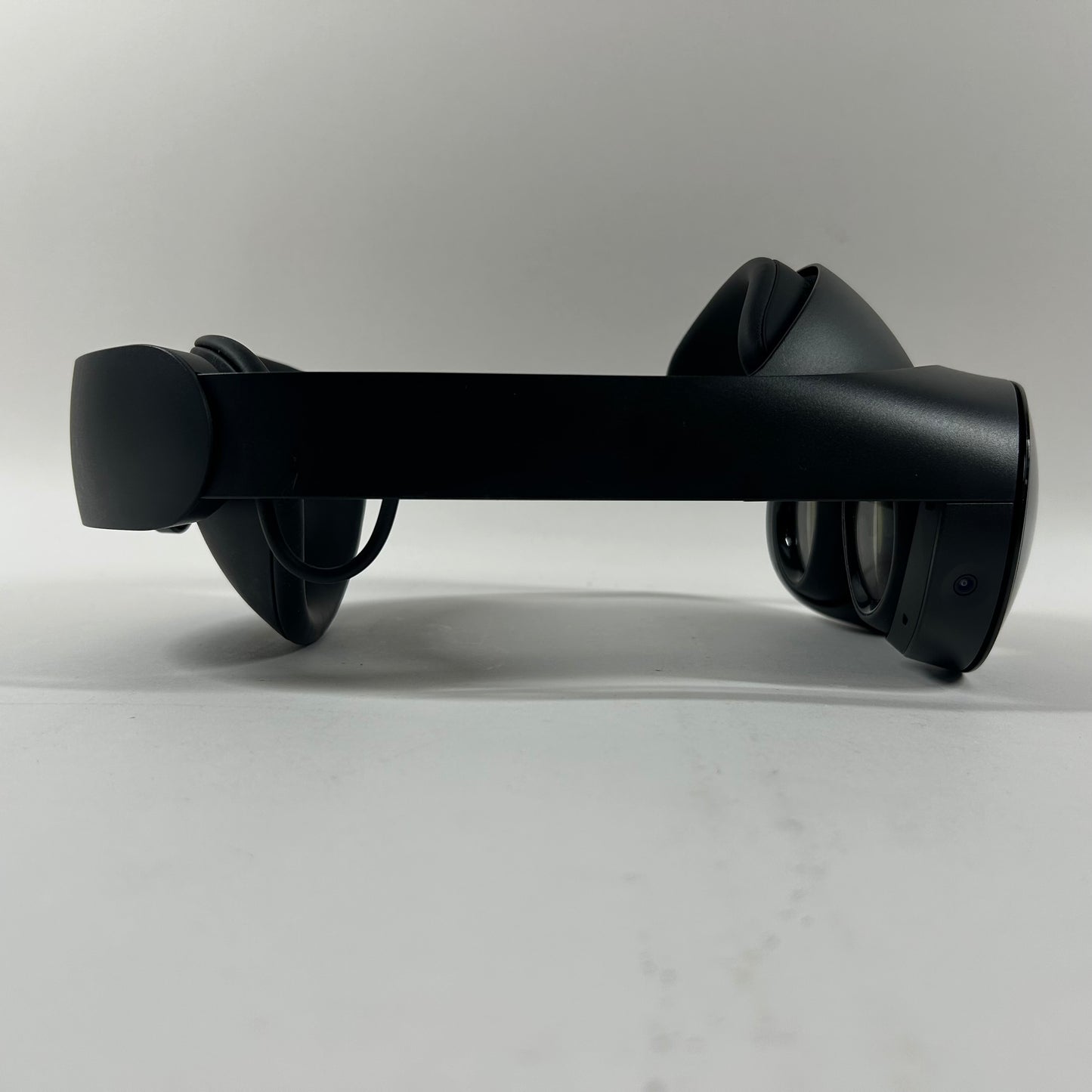 Meta Quest Pro 256GB Standalone All-in-One VR Headset DK94EC