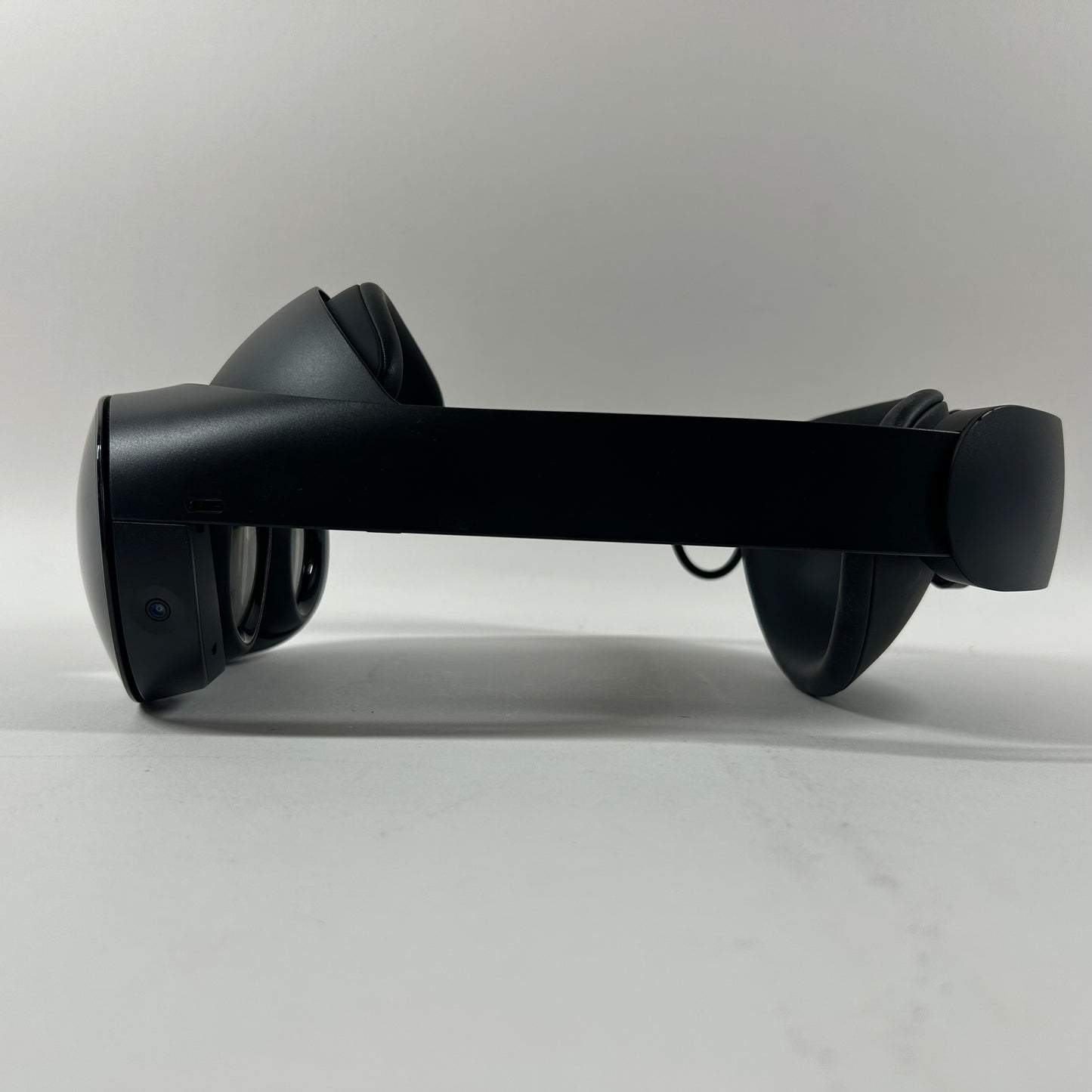 Meta Quest Pro 256GB Standalone All-in-One VR Headset DK94EC