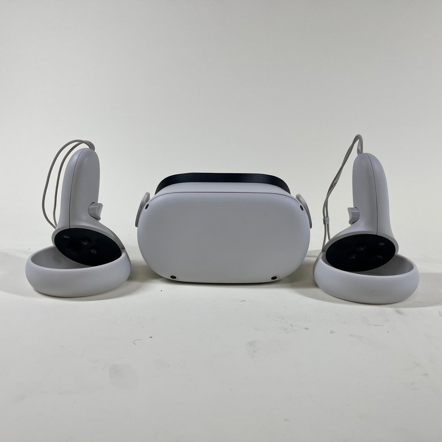 Oculus Quest 2 128GB Standalone All-in-One VR Headset KW49CM