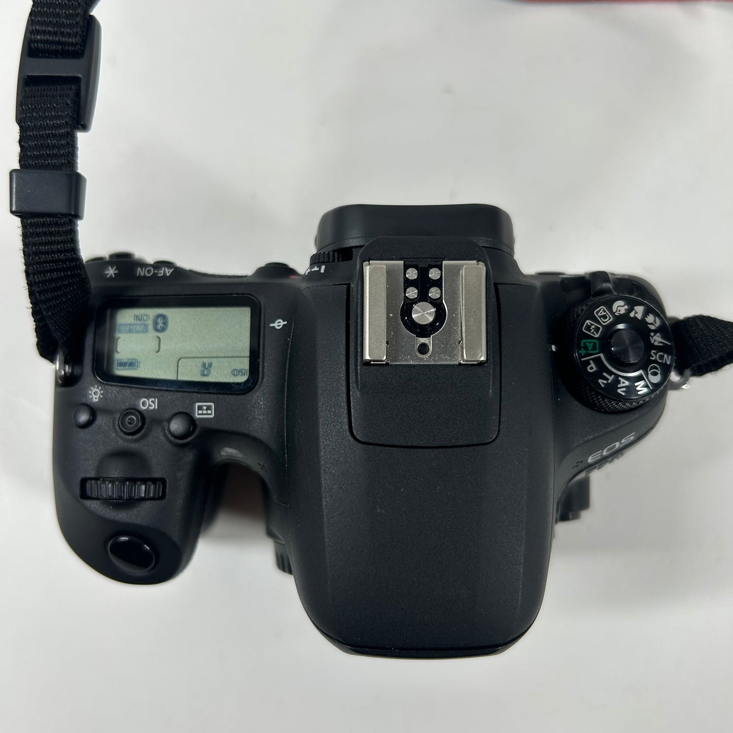 Canon EOS 77D 24.2MP DSLR Camera 6474 Shutter Count