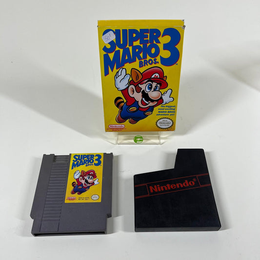 Super Mario Bros 3 (Nintendo NES, 1990) w/ Box