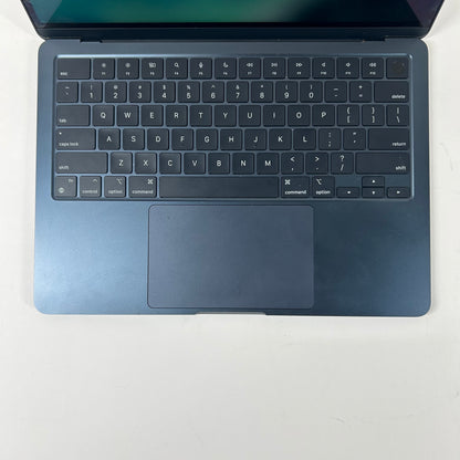 2024 Apple MacBook Air 13.6" M3 8C GPU 4.0GHz 8GB RAM 256GB SSD A311