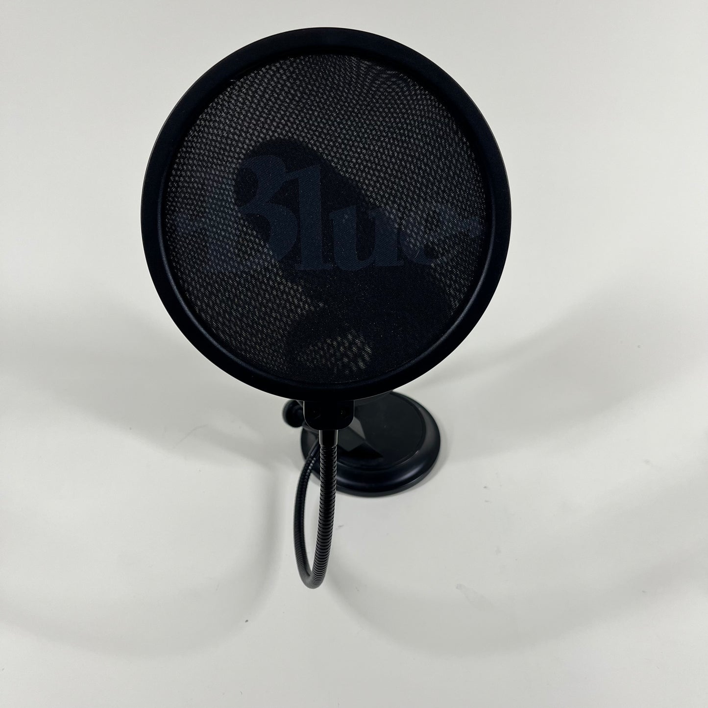 Blue Yeti Professional Multi-Pattern USB Condenser Microphone 888-000322