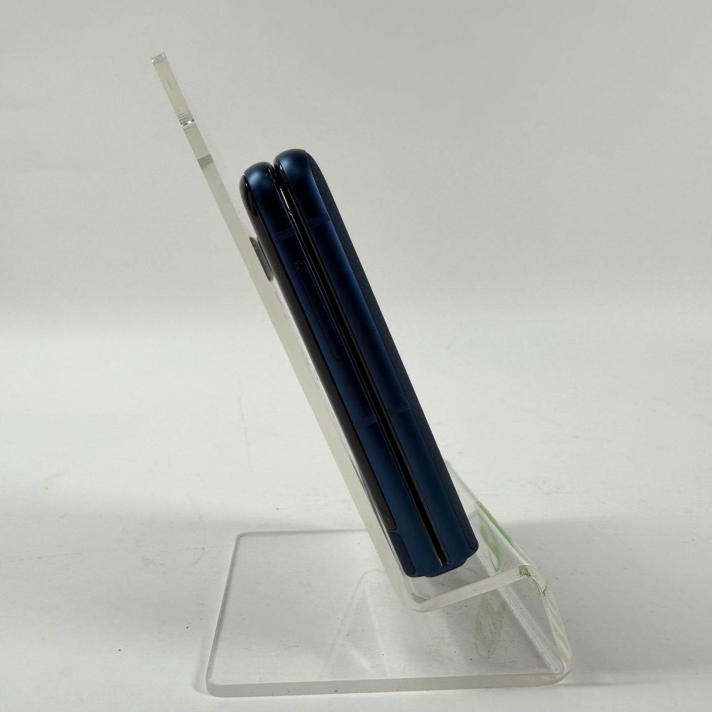 T-Mobile Motorola razr 2025 256GB 15 Blue BAD IMEI