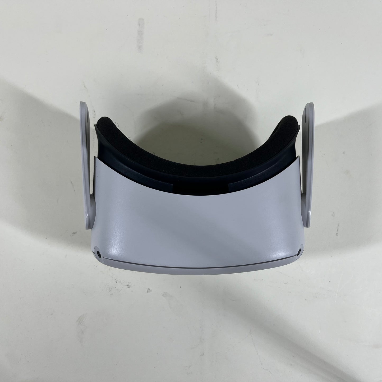 Oculus Quest 2 128GB Standalone All-in-One VR Headset KW49CM
