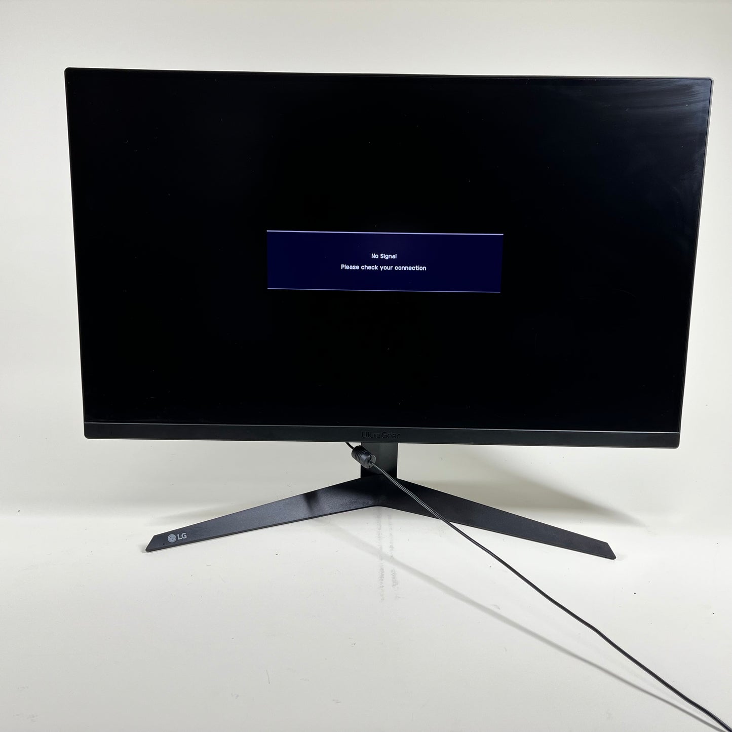 LG 27" 27gq40w-b FHD 144Hz