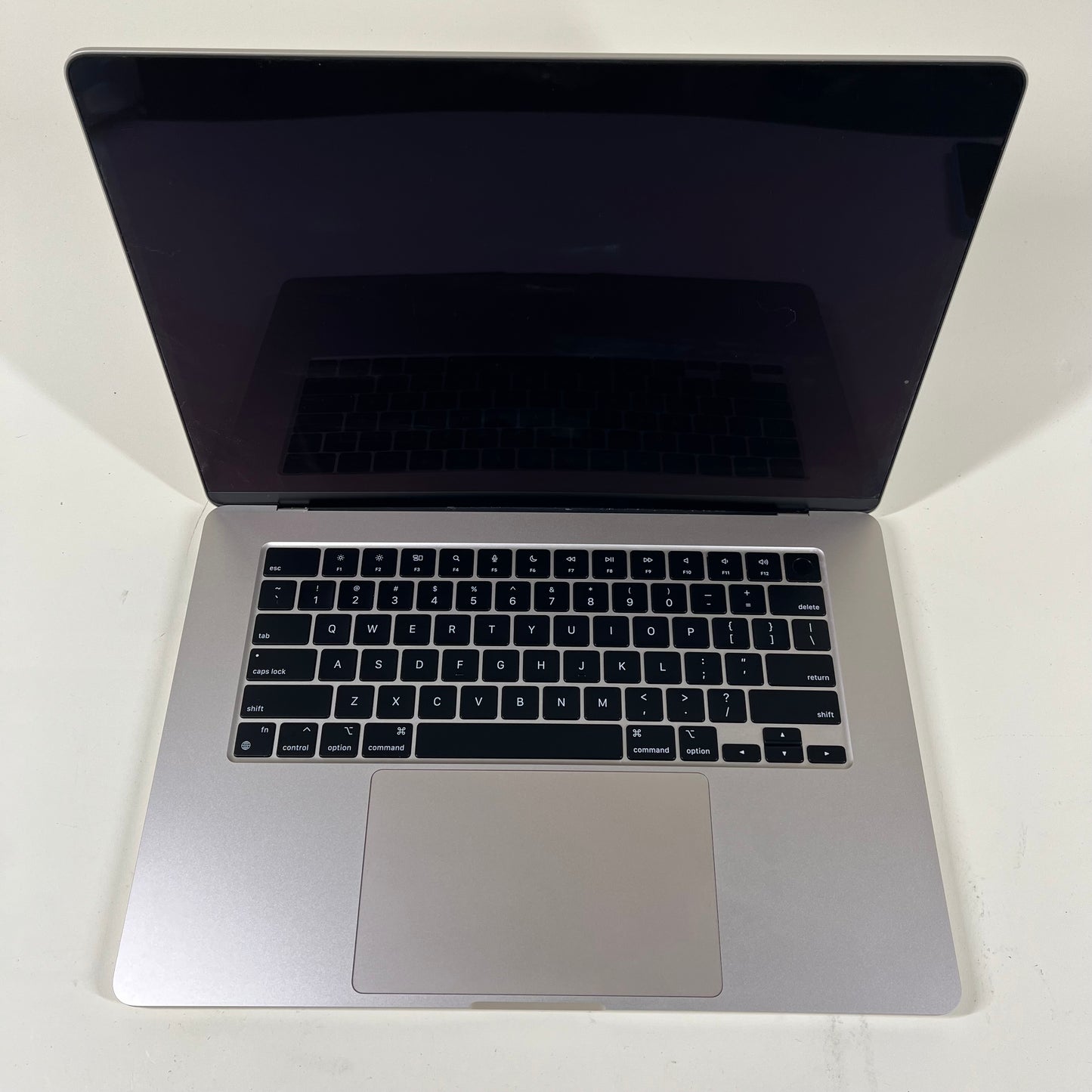 2023 Apple MacBook Air 15.3" M2 10C GPU 3.5GHz 8GB RAM 256GB SSD A2941